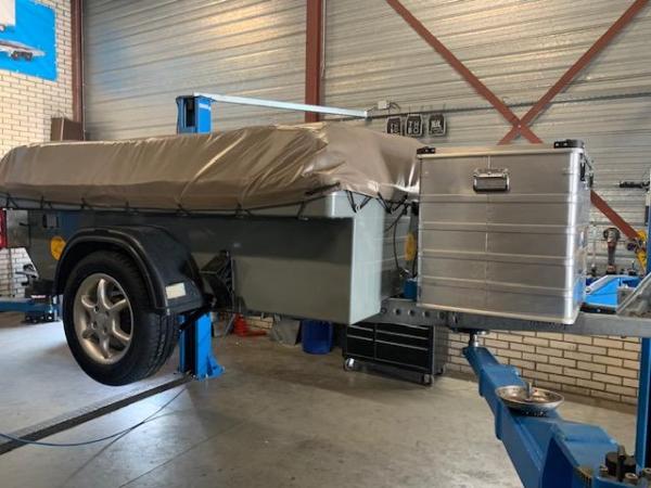 Vouwwagens Tentrailers & Caravans