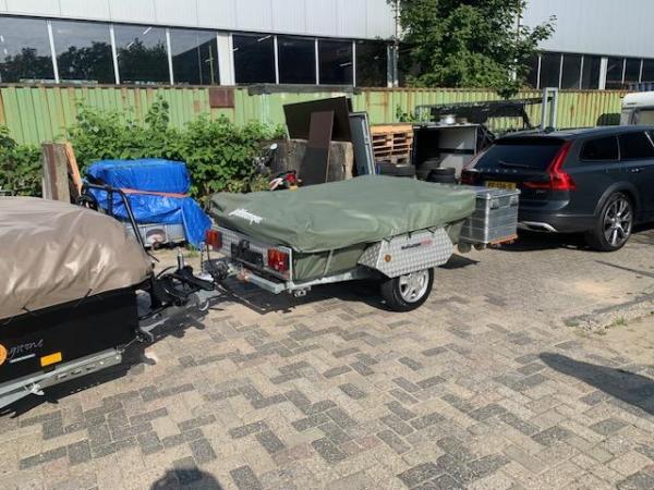 Vouwwagens Tentrailers & Caravans